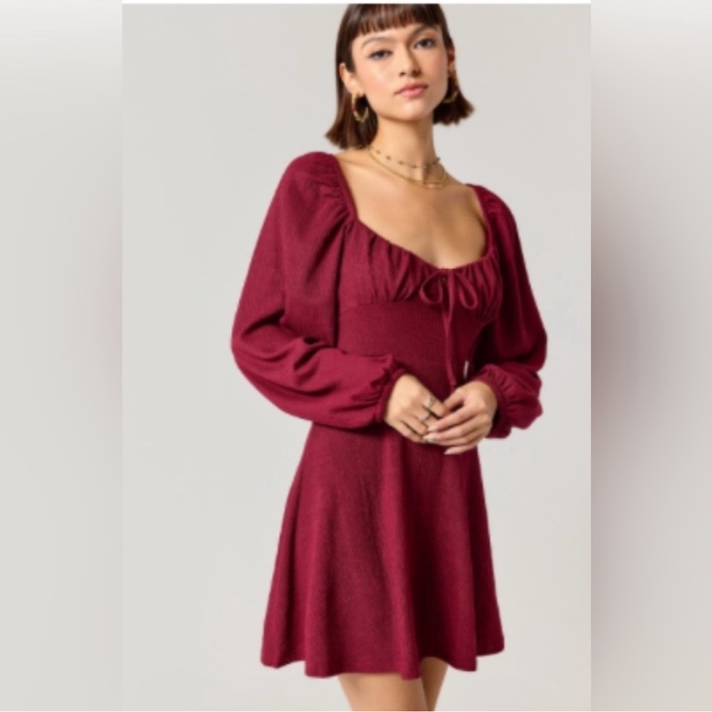 Glo Fashion Burgundy Long Sleeve Babydoll Dress Tie Front NWT Size M - Picture 2 of 3